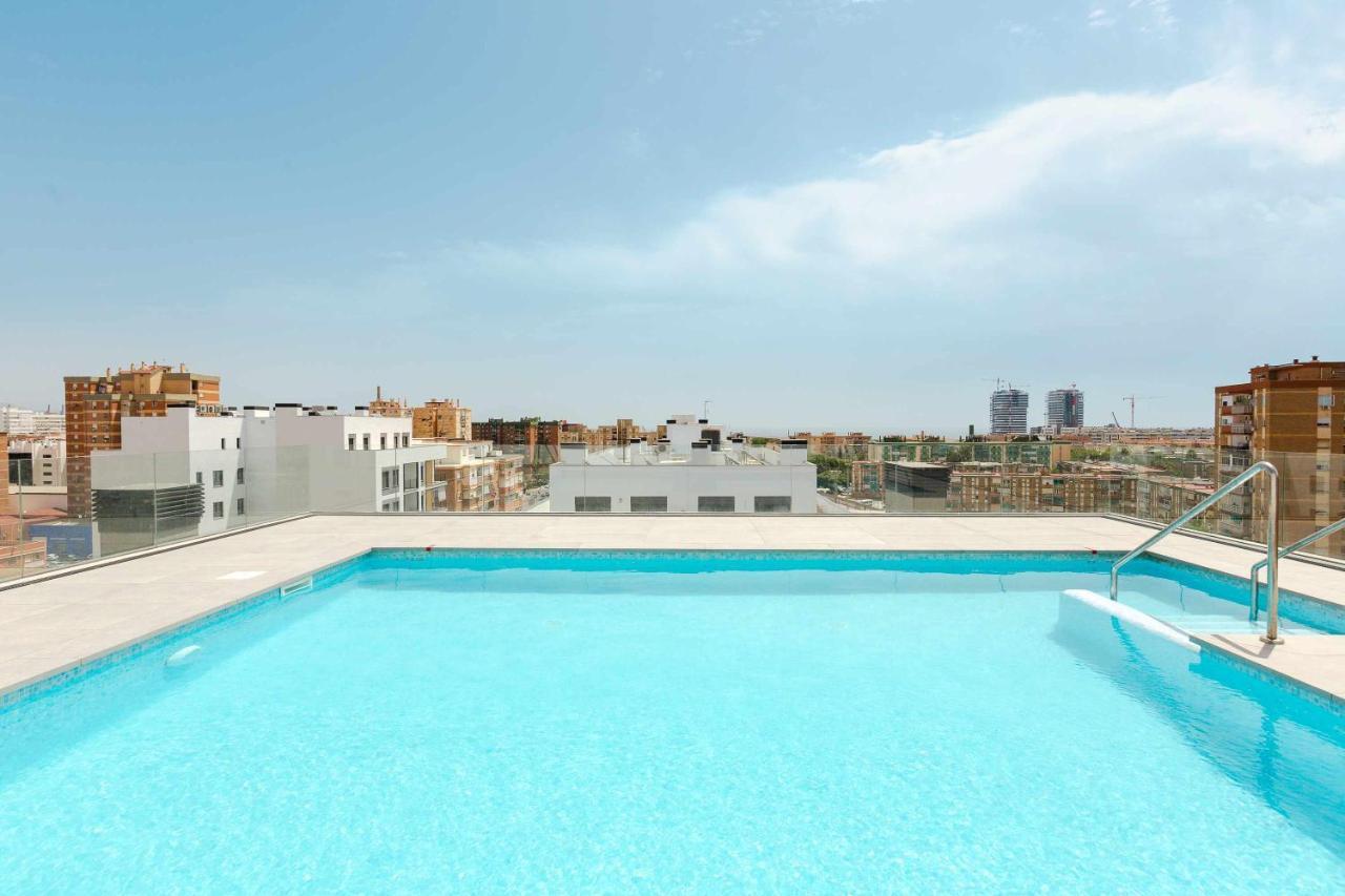 Cosmopolitan Apt & Malaga Beach Bagian luar foto