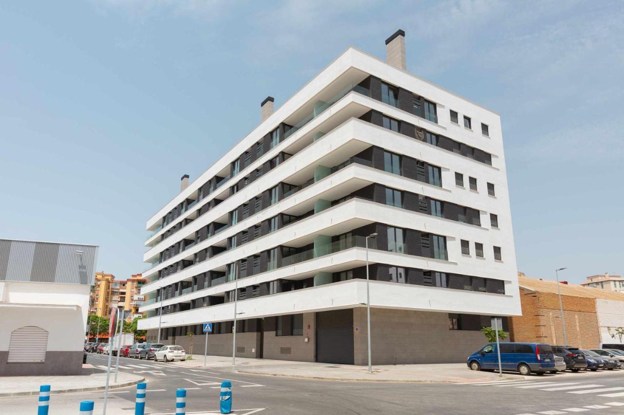 Cosmopolitan Apt & Malaga Beach Bagian luar foto